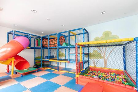 Apartamento para alugar com 65m², 2 quartos e 1 vaga Apartamento para alugar com 65m², 2 quartos e 1 vagaÁrea comum - Brinquedoteca