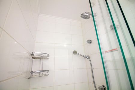 Apartamento para alugar com 65m², 2 quartos e 1 vaga Apartamento para alugar com 65m², 2 quartos e 1 vagaBanheiro
