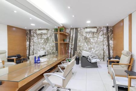 Apartamento para alugar com 65m², 2 quartos e 1 vaga Apartamento para alugar com 65m², 2 quartos e 1 vagaÁrea comum - Espaço Mulher