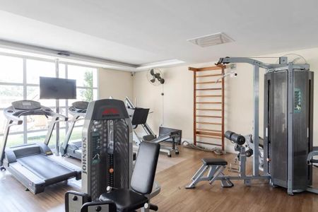 Apartamento para alugar com 65m², 2 quartos e 1 vaga Apartamento para alugar com 65m², 2 quartos e 1 vagaÁrea comum - Academia
