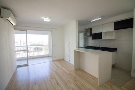 Apartamento para alugar com 65m², 2 quartos e 1 vaga Apartamento para alugar com 65m², 2 quartos e 1 vagaSala
