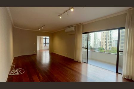 Sala de apartamento à venda com 3 quartos, 260m² em Paraíso, São Paulo