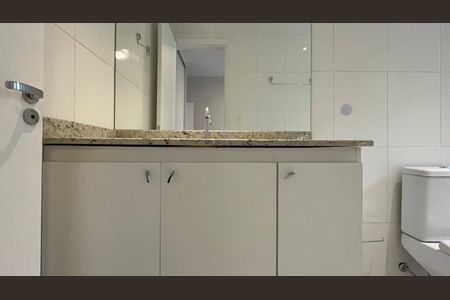 Apartamento à venda com 260m², 3 quartos e 3 vagasBanheiro da Suíte 1