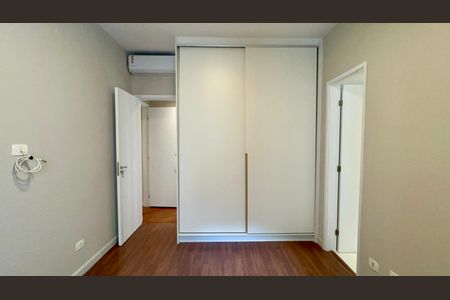 Apartamento à venda com 260m², 3 quartos e 3 vagasSuíte 1