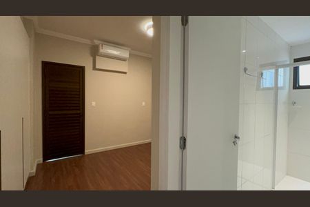 Apartamento à venda com 260m², 3 quartos e 3 vagasSuíte 2