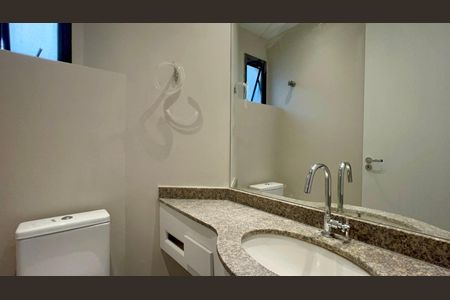 Apartamento à venda com 260m², 3 quartos e 3 vagasLavabo