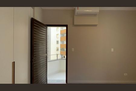 Apartamento à venda com 260m², 3 quartos e 3 vagasVaranda da Suite 2