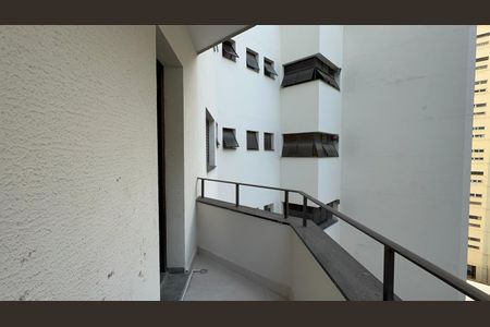 Apartamento à venda com 260m², 3 quartos e 3 vagasVaranda da Suíte 2