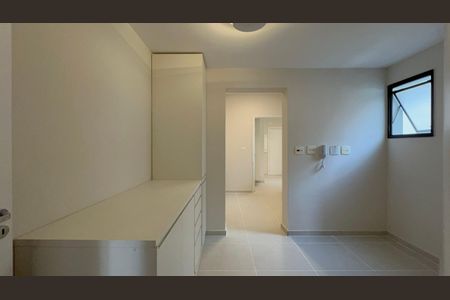 Apartamento à venda com 260m², 3 quartos e 3 vagasCopa