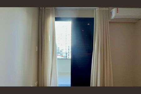 Apartamento à venda com 260m², 3 quartos e 3 vagasVaranda da Sala 2