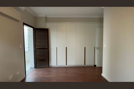 Apartamento à venda com 260m², 3 quartos e 3 vagasSuíte 3