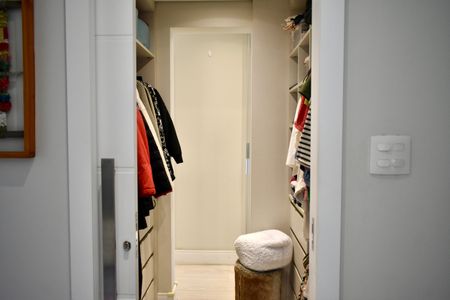 Apartamento à venda com 109m², 2 quartos e 2 vagasSuíte