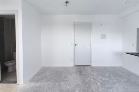 Apartamento à venda com 38m², 2 quartos e sem vaga Apartamento à venda com 38m², 2 quartos e sem vagaSala