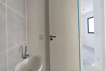 Apartamento à venda com 38m², 2 quartos e sem vaga Apartamento à venda com 38m², 2 quartos e sem vagaBanheiro