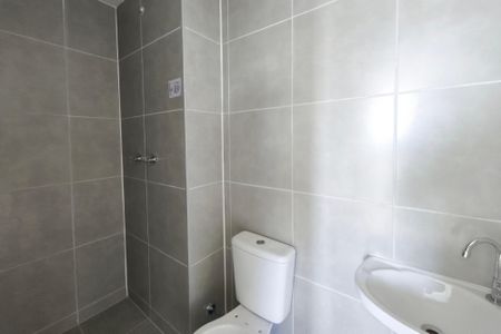 Apartamento à venda com 38m², 2 quartos e sem vaga Apartamento à venda com 38m², 2 quartos e sem vagaBanheiro