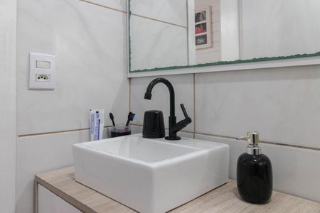 Casa à venda com 990m², 2 quartos e 1 vagaBanheiro