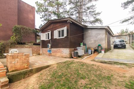 Casa à venda com 990m², 2 quartos e 1 vagaQuintal