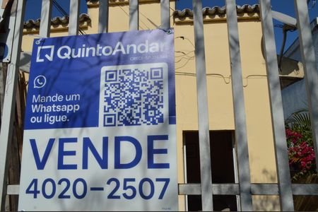 Casa à venda com 70m², 1 quarto e 1 vagaPlaquinha