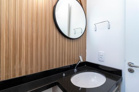 Banheiro de apartamento para alugar com 2 quartos, 45m² em Imirim, São Paulo