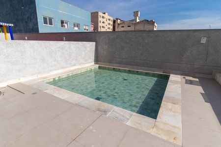 Apartamento para alugar com 45m², 2 quartos e 1 vaga Apartamento para alugar com 45m², 2 quartos e 1 vagaÁrea comum - Piscina