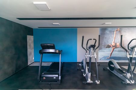 Apartamento para alugar com 45m², 2 quartos e 1 vaga Apartamento para alugar com 45m², 2 quartos e 1 vagaÁrea comum - Academia