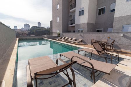 Apartamento para alugar com 45m², 2 quartos e 1 vaga Apartamento para alugar com 45m², 2 quartos e 1 vagaÁrea comum - Piscina