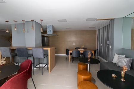 Apartamento para alugar com 45m², 2 quartos e 1 vaga Apartamento para alugar com 45m², 2 quartos e 1 vagaÁrea comum - Salão de festas