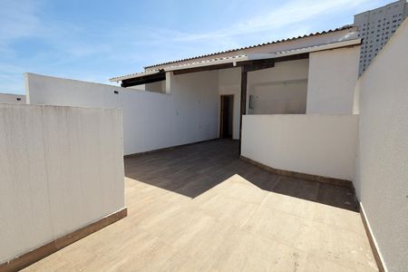 Apartamento à venda com 80m², 2 quartos e 1 vaga Apartamento à venda com 80m², 2 quartos e 1 vagaCobertura
