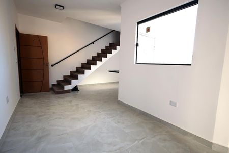 Apartamento à venda com 80m², 2 quartos e 1 vaga Apartamento à venda com 80m², 2 quartos e 1 vagaSala