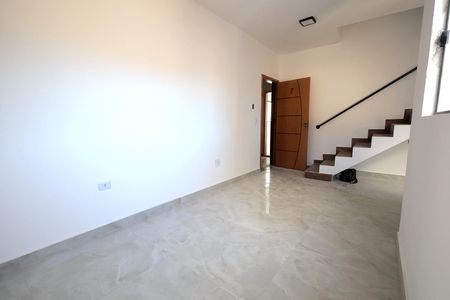 Apartamento à venda com 80m², 2 quartos e 1 vaga Apartamento à venda com 80m², 2 quartos e 1 vagaSala