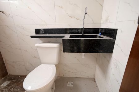 Apartamento à venda com 80m², 2 quartos e 1 vaga Apartamento à venda com 80m², 2 quartos e 1 vagaBanheiro