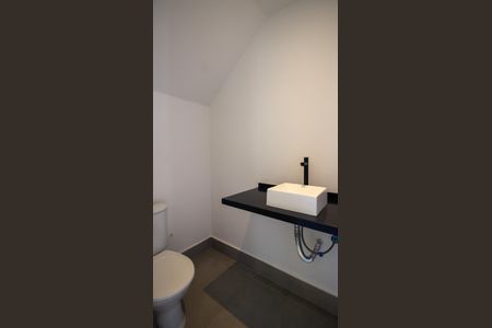 Casa de condomínio à venda com 269m², 3 quartos e 3 vagasLavabo