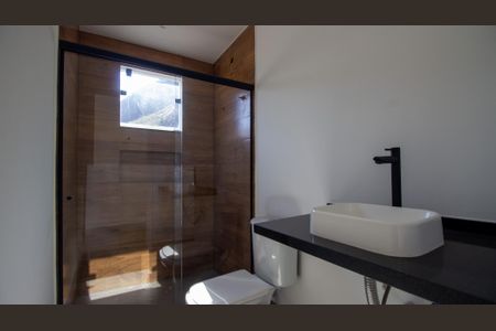 Casa de condomínio à venda com 269m², 3 quartos e 3 vagasBanheiro da Suíte 2