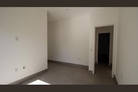 Casa de condomínio à venda com 269m², 3 quartos e 3 vagasSuíte 2