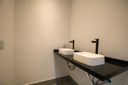 Casa de condomínio à venda com 269m², 3 quartos e 3 vagasBanheiro da Suíte 3