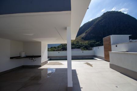 Casa de condomínio à venda com 269m², 3 quartos e 3 vagasÁrea Externa