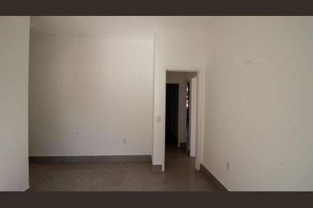 Casa de condomínio à venda com 269m², 3 quartos e 3 vagasSuíte 2