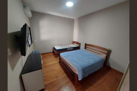 Foto 22 de casa à venda com 3 quartos, 216m² em Parque São Quirino, Campinas