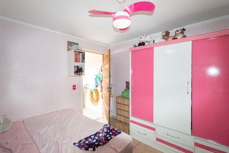 Casa à venda com 250m², 4 quartos e 2 vagas Casa à venda com 250m², 4 quartos e 2 vagasSuíte 4