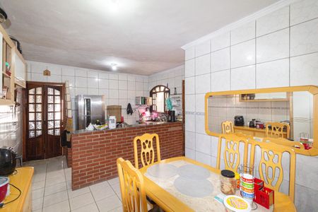 Casa à venda com 250m², 4 quartos e 2 vagas Casa à venda com 250m², 4 quartos e 2 vagasCozinha