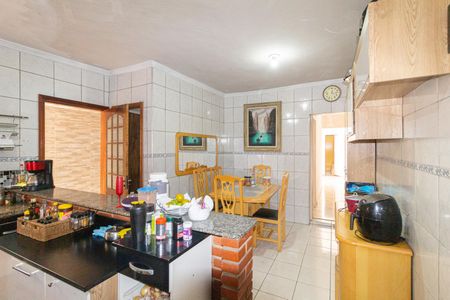 Casa à venda com 250m², 4 quartos e 2 vagas Casa à venda com 250m², 4 quartos e 2 vagasCozinha