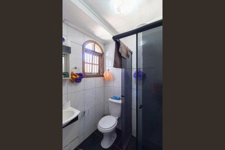 Casa à venda com 250m², 4 quartos e 2 vagas Casa à venda com 250m², 4 quartos e 2 vagasBanheiro da suíte 4