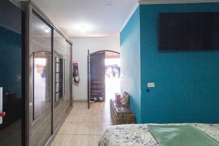 Casa à venda com 250m², 4 quartos e 2 vagas Casa à venda com 250m², 4 quartos e 2 vagasSuíte 3