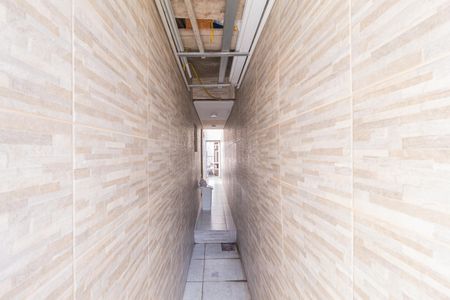 Casa à venda com 250m², 4 quartos e 2 vagas Casa à venda com 250m², 4 quartos e 2 vagasCorredor