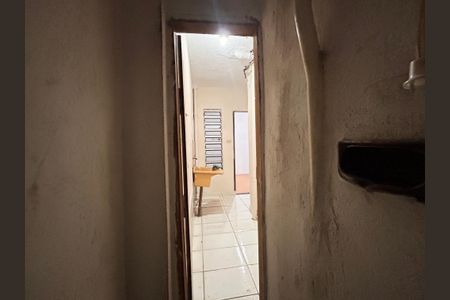 Casa para alugar com 100m², 3 quartos e 1 vaga Casa para alugar com 100m², 3 quartos e 1 vagaBanheiro de Serviço