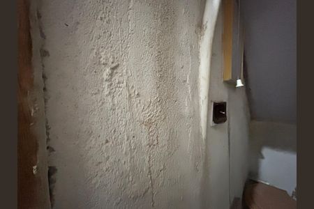 Casa para alugar com 100m², 3 quartos e 1 vaga Casa para alugar com 100m², 3 quartos e 1 vagaBanheiro de Serviço