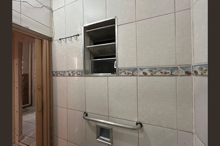 Casa para alugar com 100m², 3 quartos e 1 vaga Casa para alugar com 100m², 3 quartos e 1 vagaBanheiro