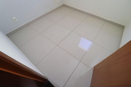 Apartamento para alugar com 134m², 3 quartos e 2 vagasQuarto 2