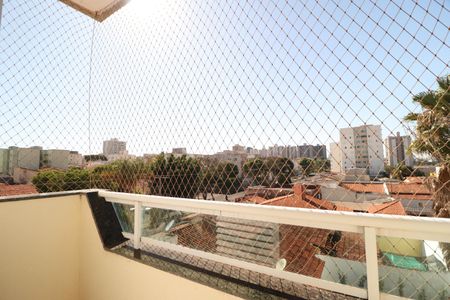 Apartamento para alugar com 134m², 3 quartos e 2 vagasQuarto 3 - Suíte - Sacada