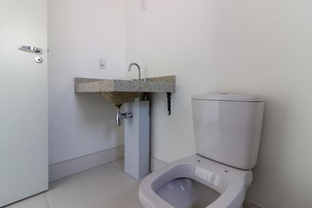 Apartamento à venda com 157m², 4 quartos e 2 vagas Apartamento à venda com 157m², 4 quartos e 2 vagasBanheiro da Suíte 2
